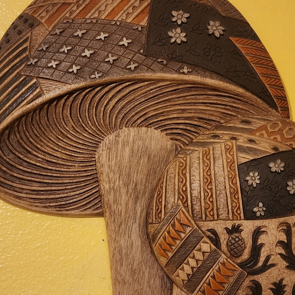 Vintage 1971 Mushroom Plaque made by Burwood Products Company - Picture 7 of 10